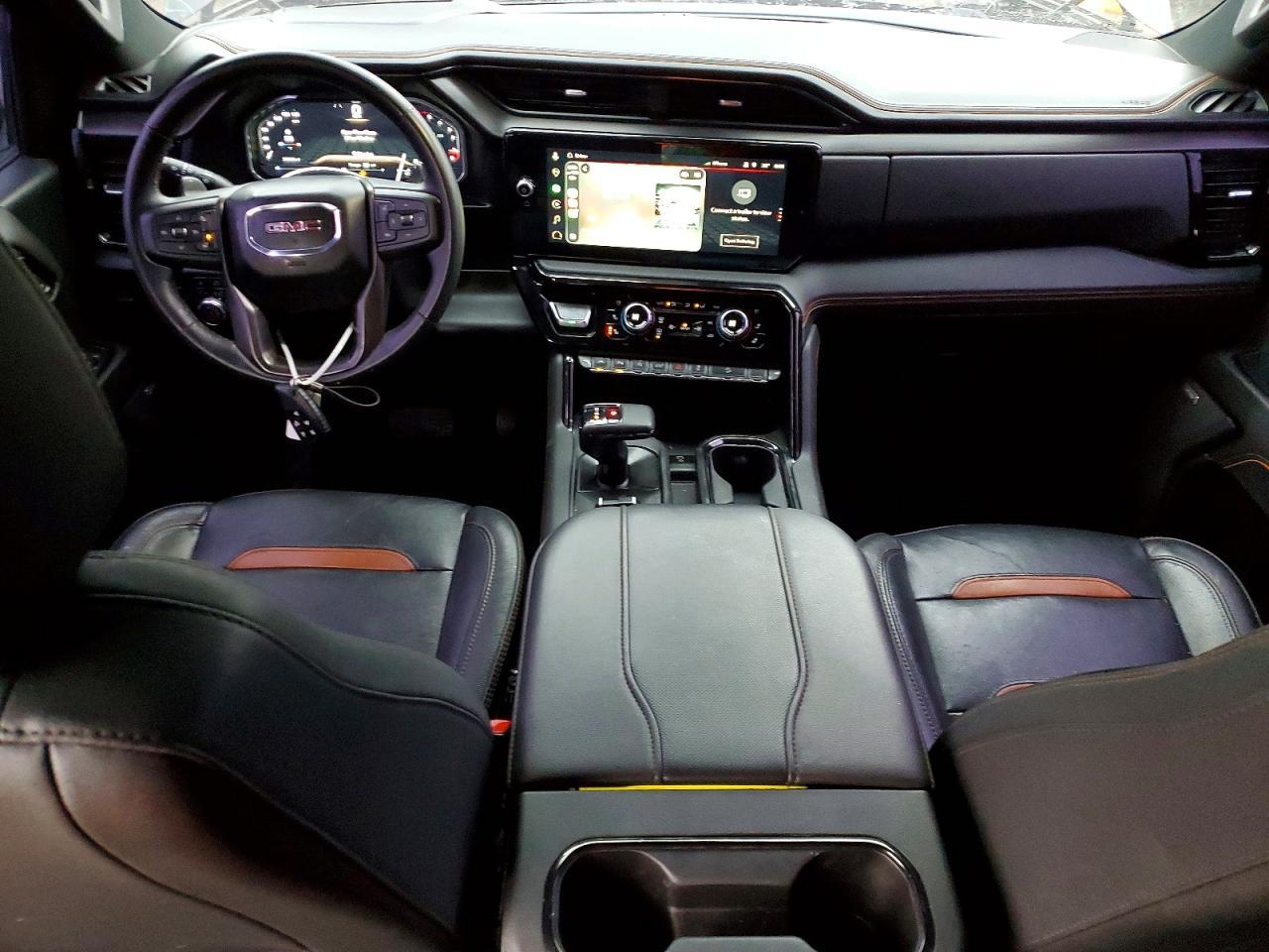 2023 GMC Sierra