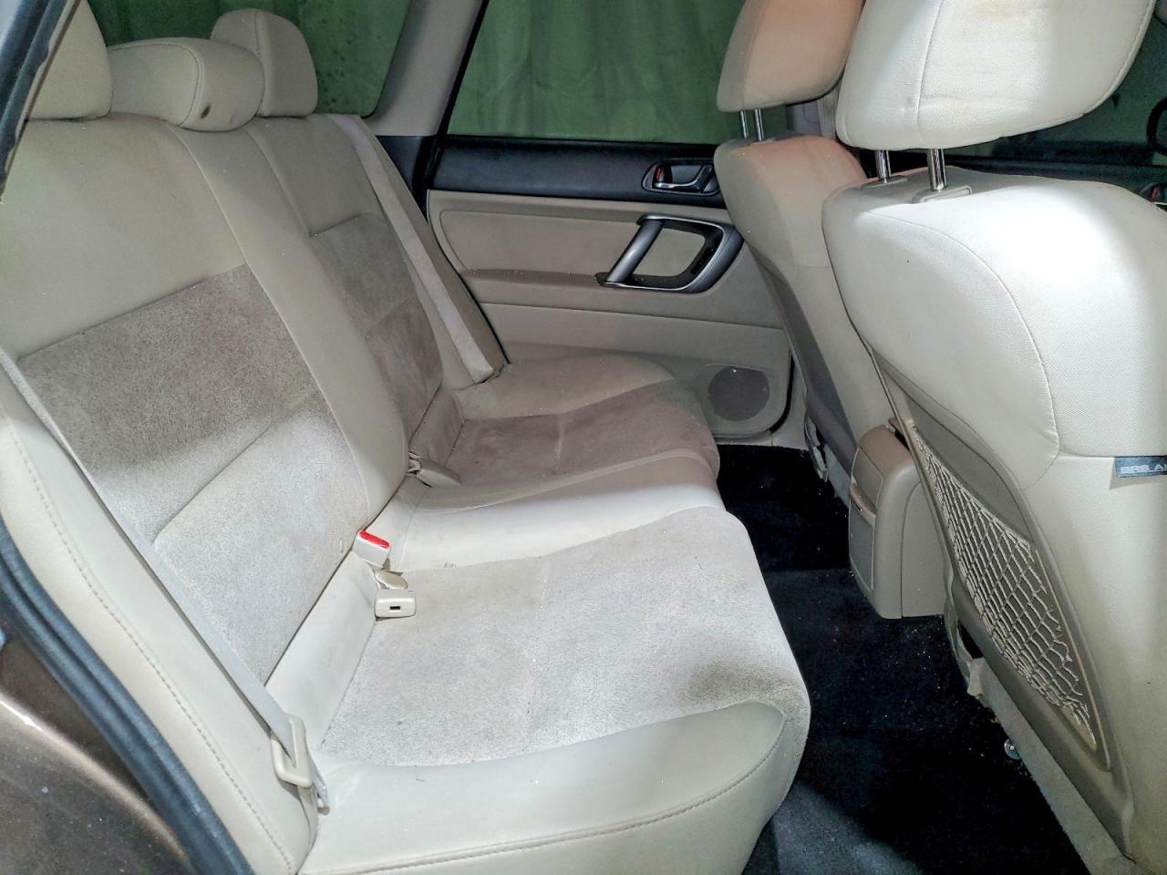 2009 SUBARU Outback