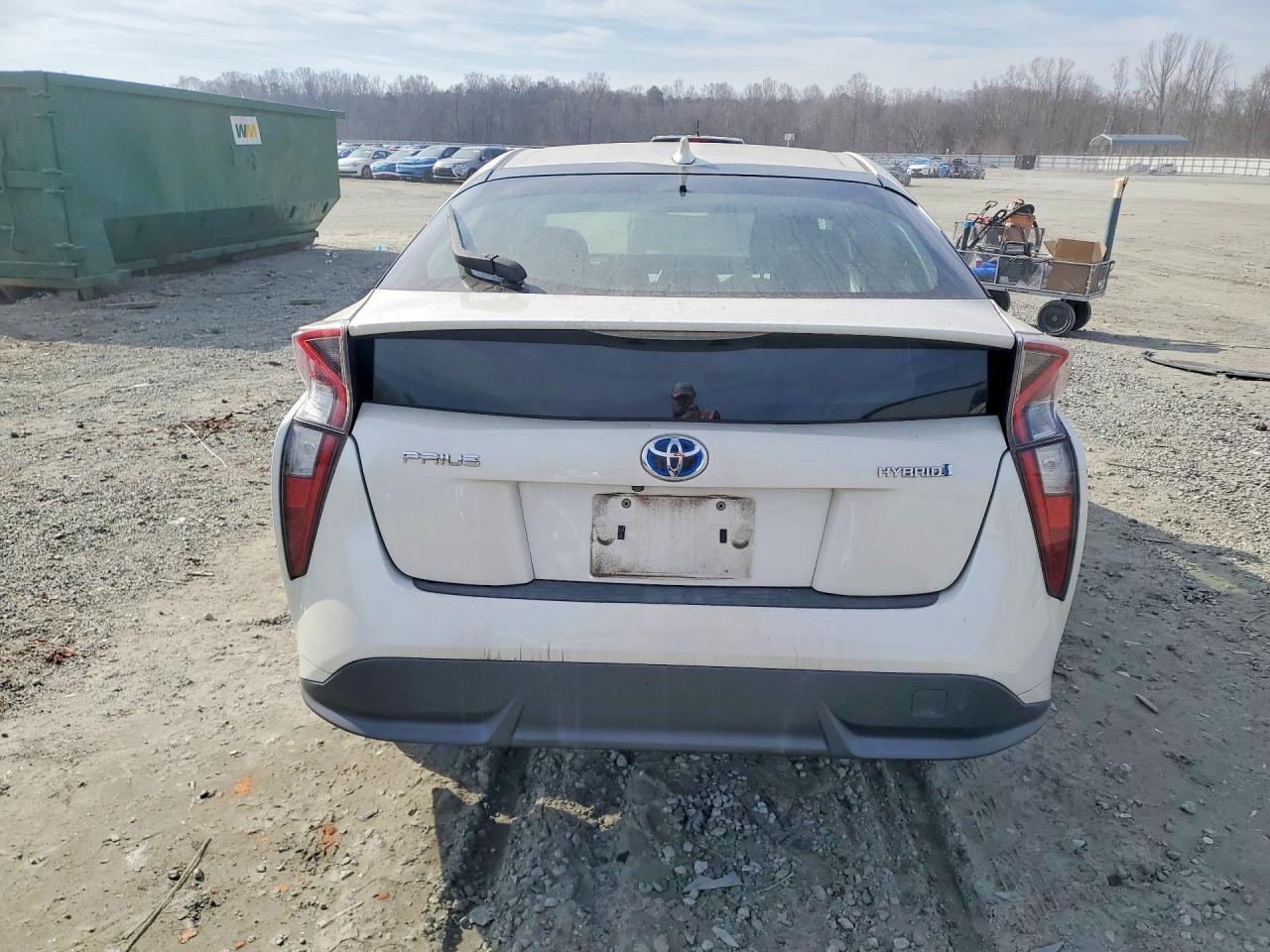 2016 TOYOTA PRIUS
