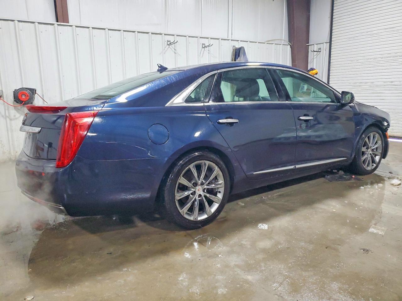 2013 CADILLAC XTS
