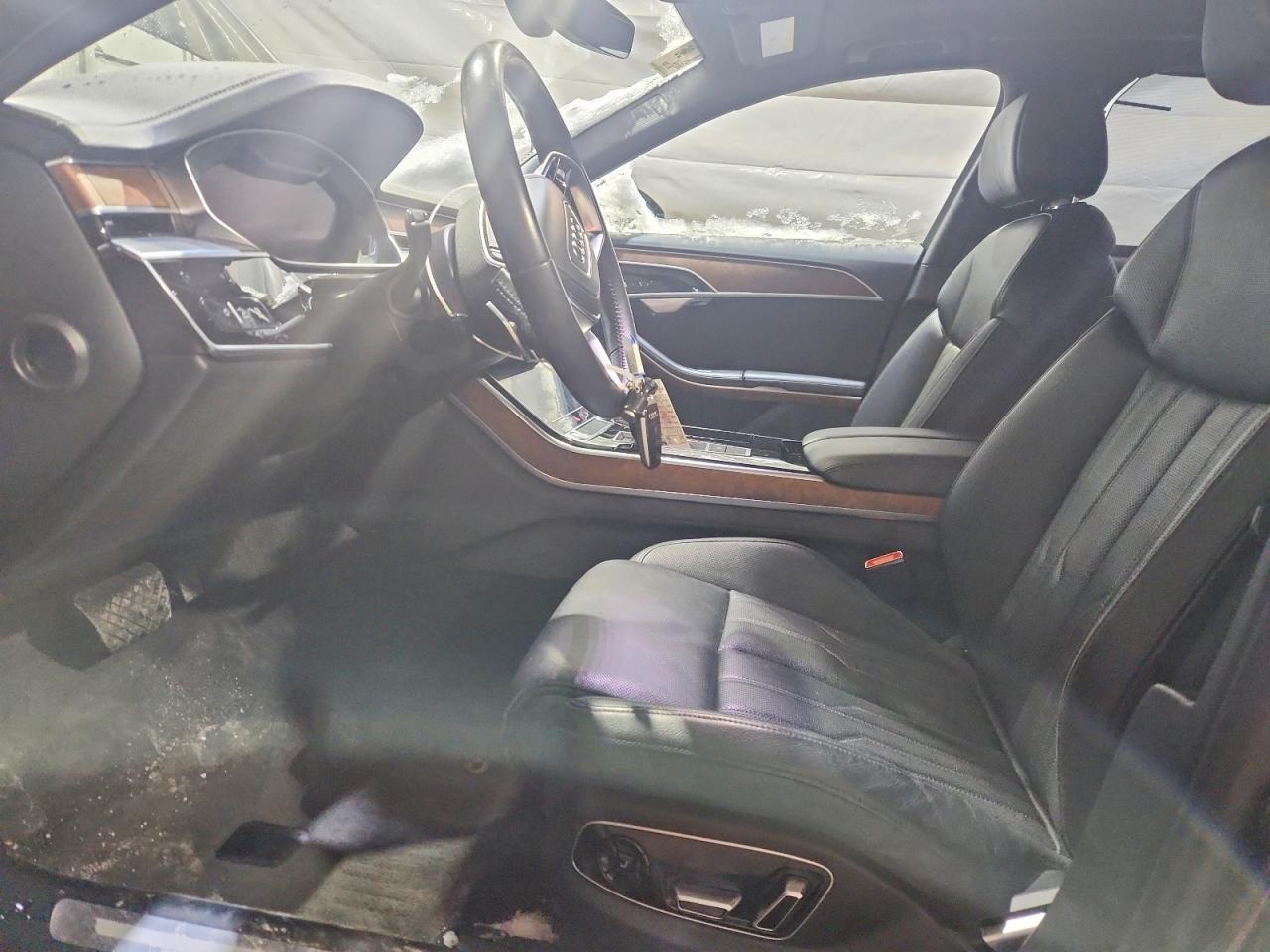 2019 AUDI A8
