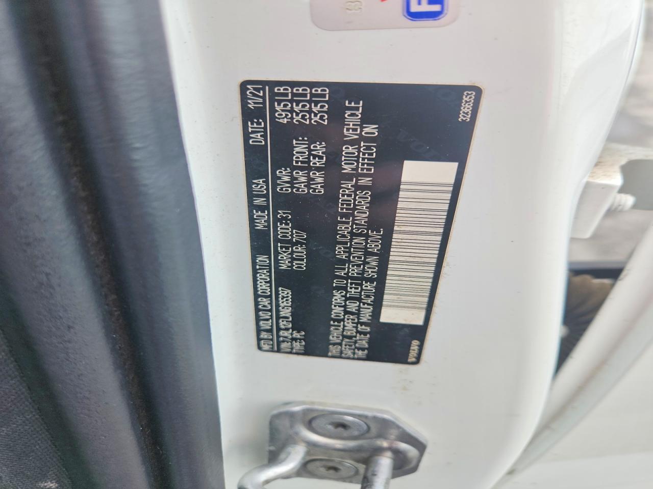 2022 VOLVO S60