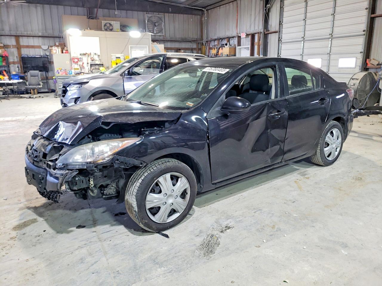 2013 MAZDA 3