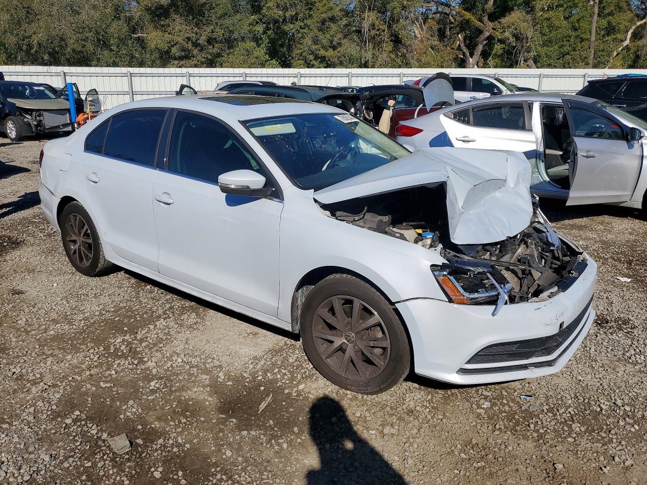 2017 VOLKSWAGEN JETTA