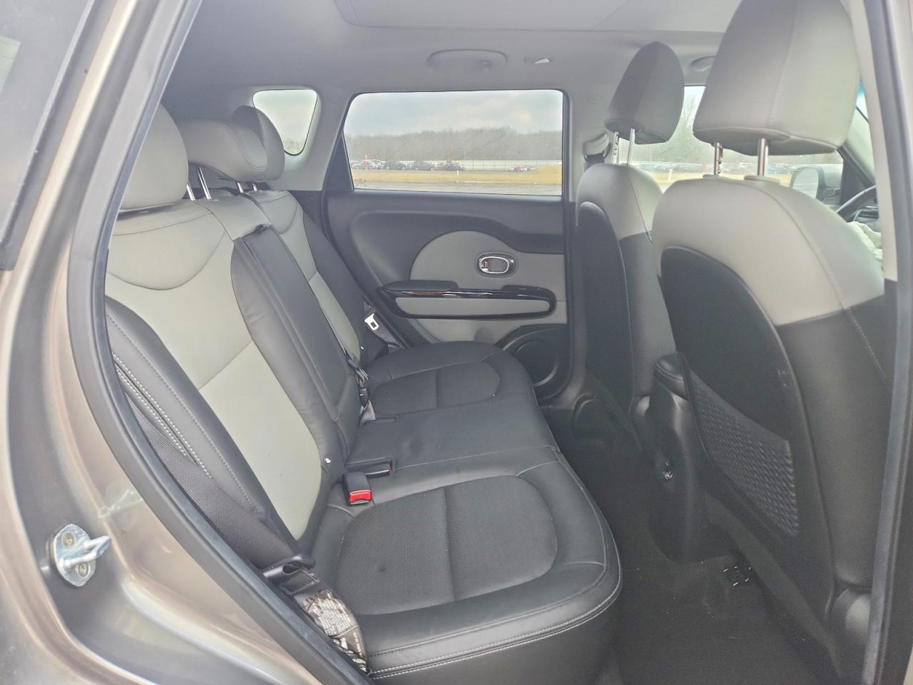 2017 KIA SOUL