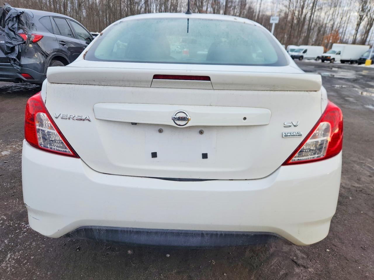 2019 NISSAN VERSA