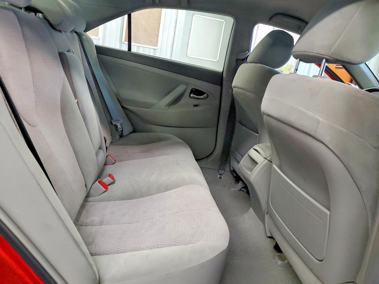 2011 TOYOTA CAMRY