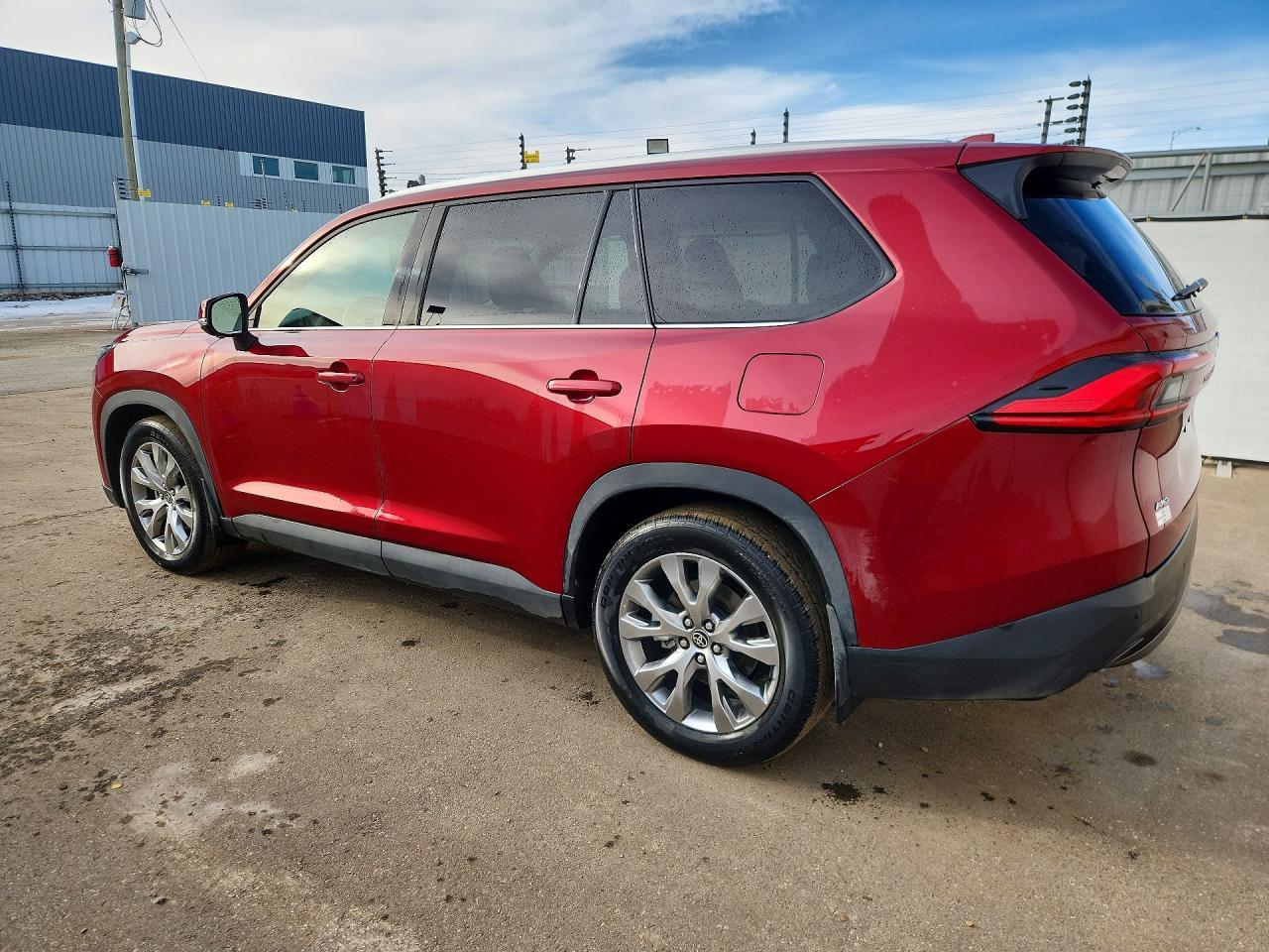 2024 TOYOTA HIGHLANDER