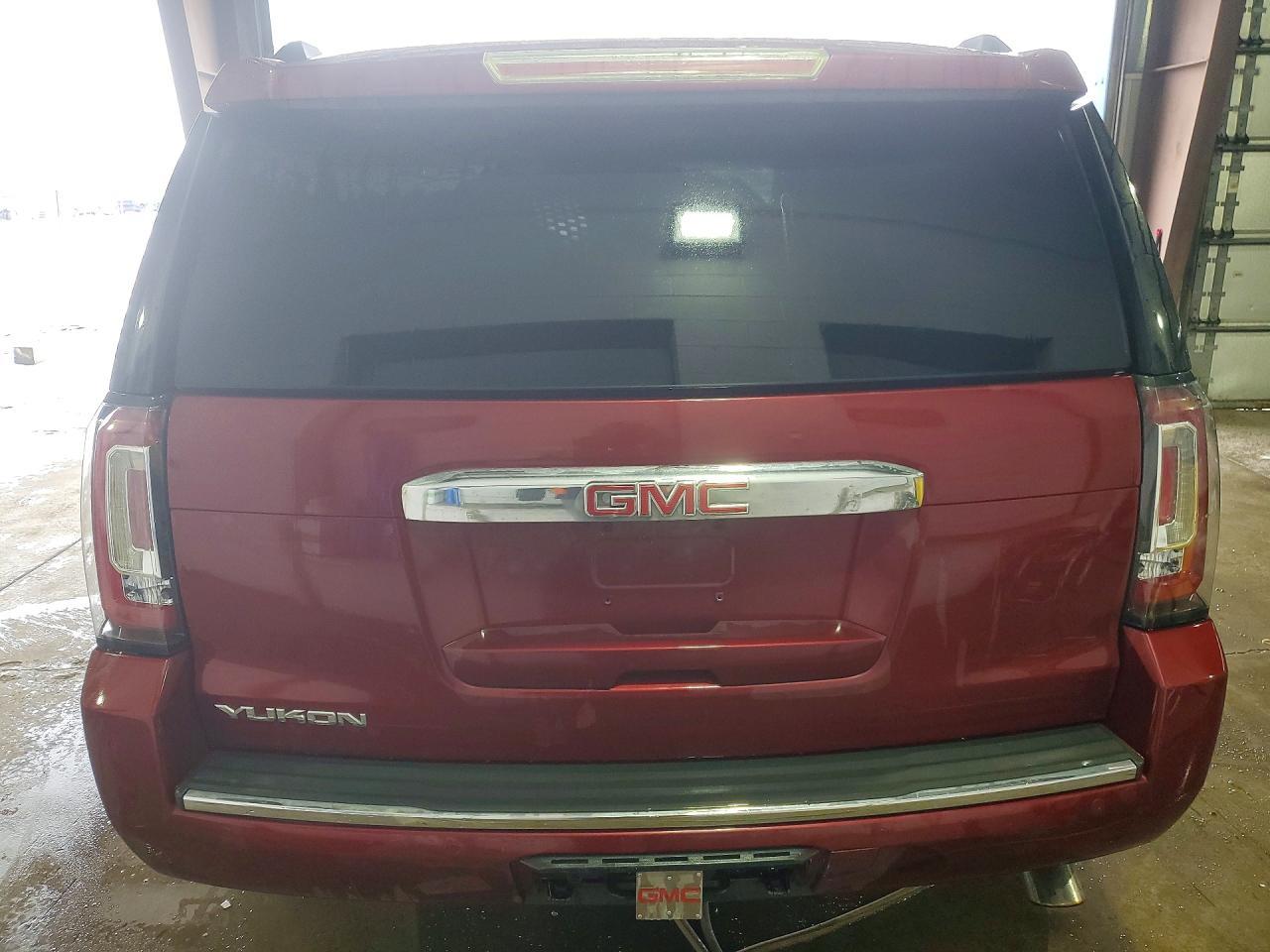 2016 GMC Yukon