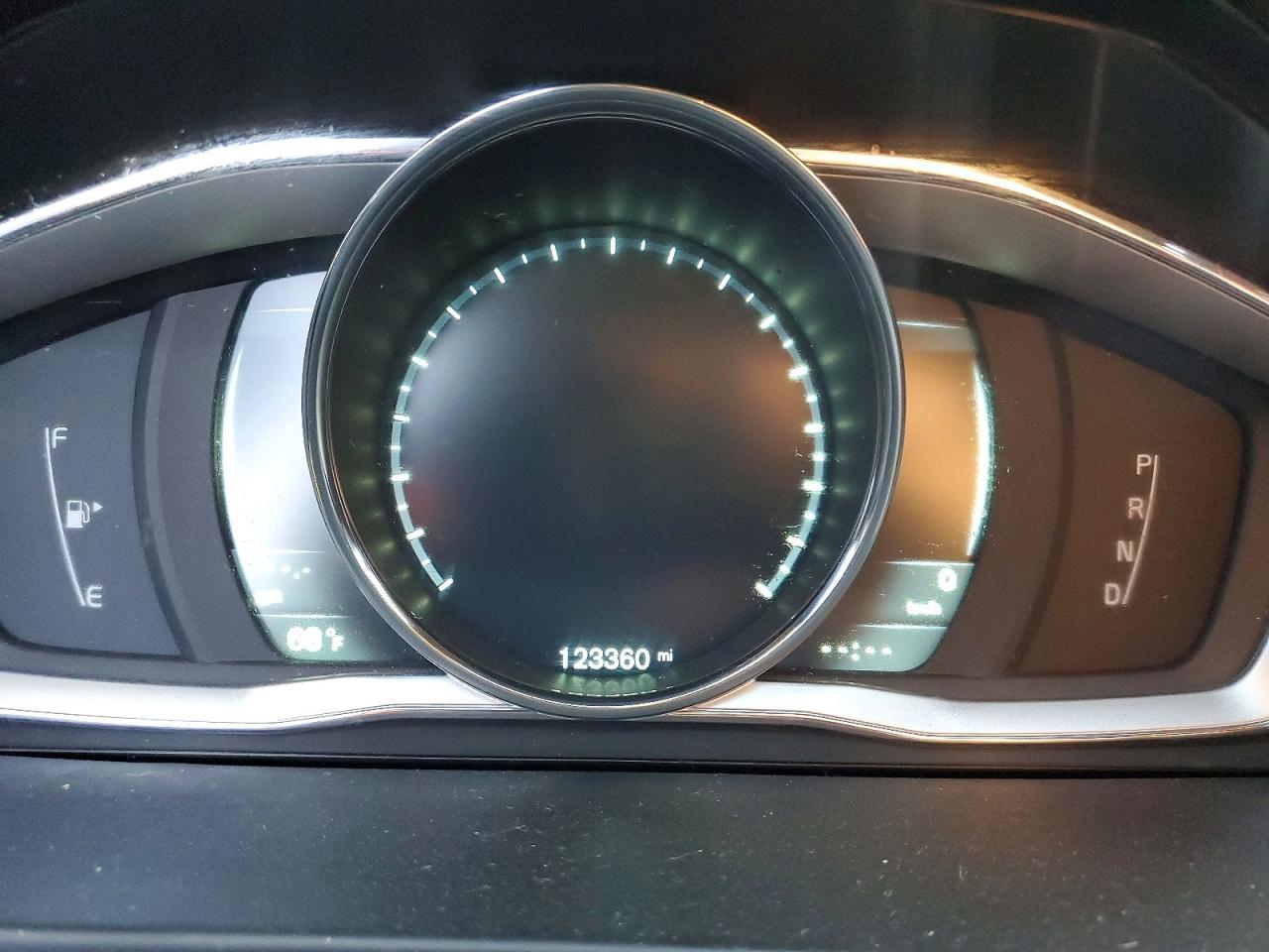 2014 VOLVO S60