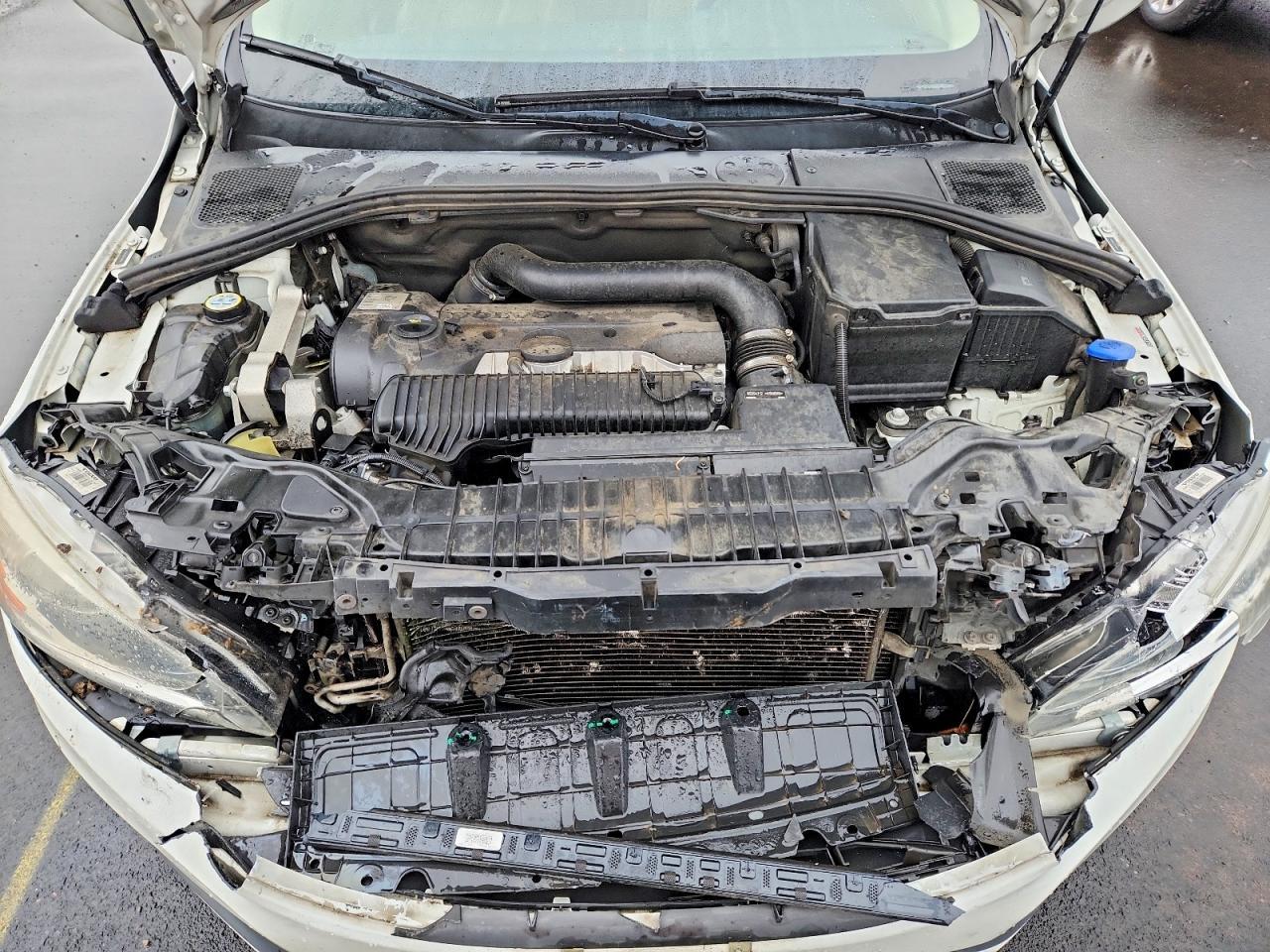 2014 VOLVO S60