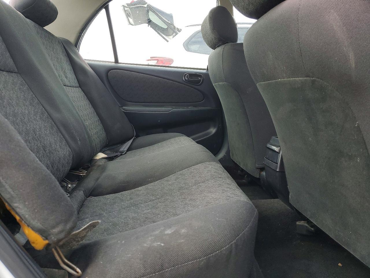 2001 TOYOTA COROLLA