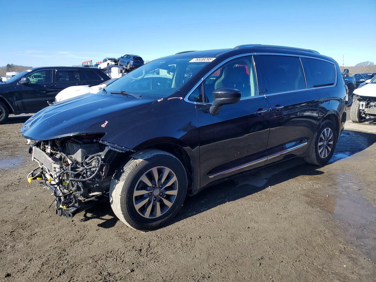 2020 CHRYSLER Pacifica