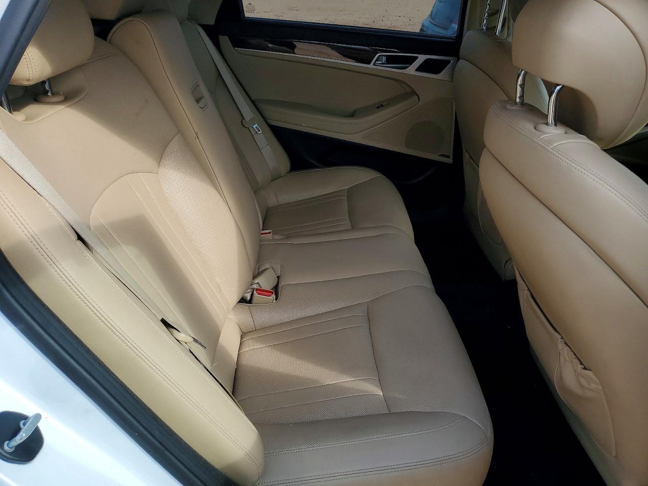 2015 HYUNDAI GENESIS