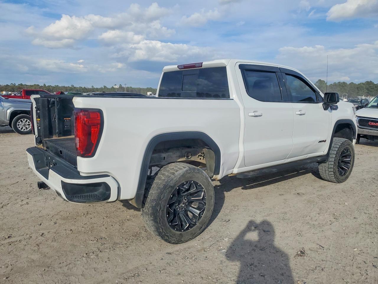 2022 GMC Sierra