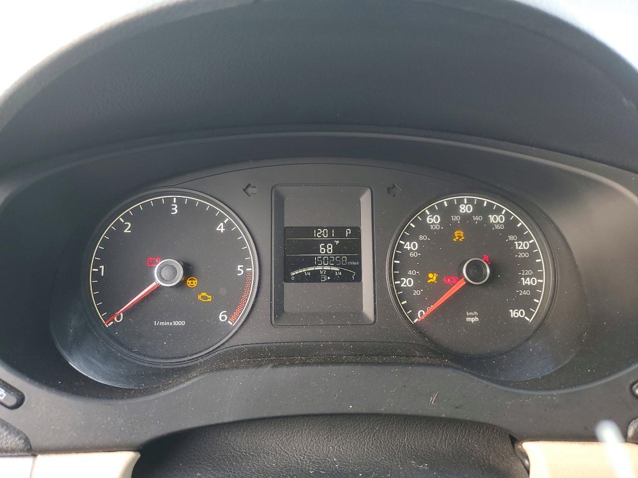 2011 VOLKSWAGEN JETTA