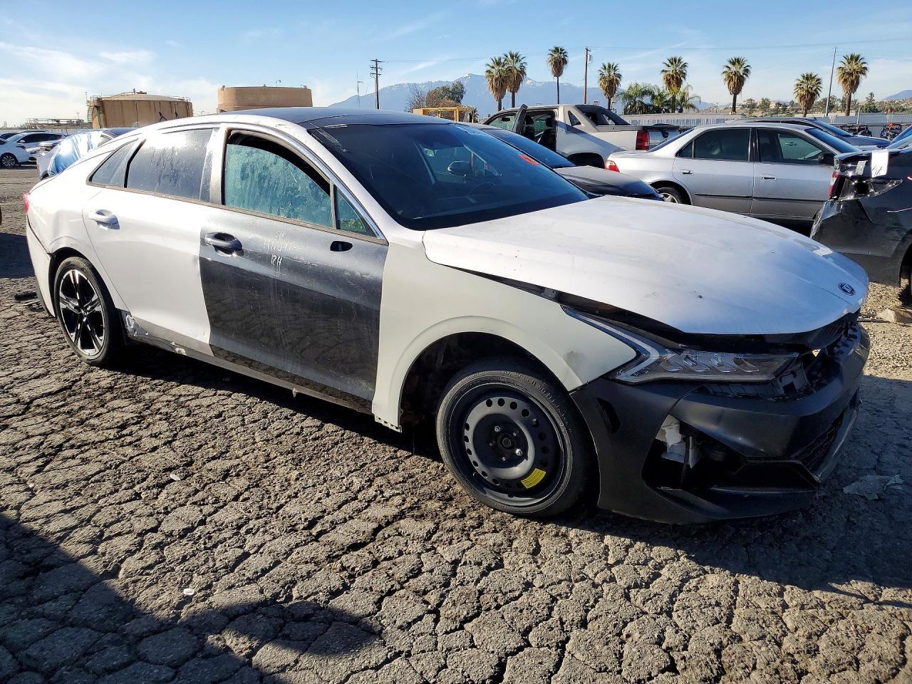 2021 KIA K5
