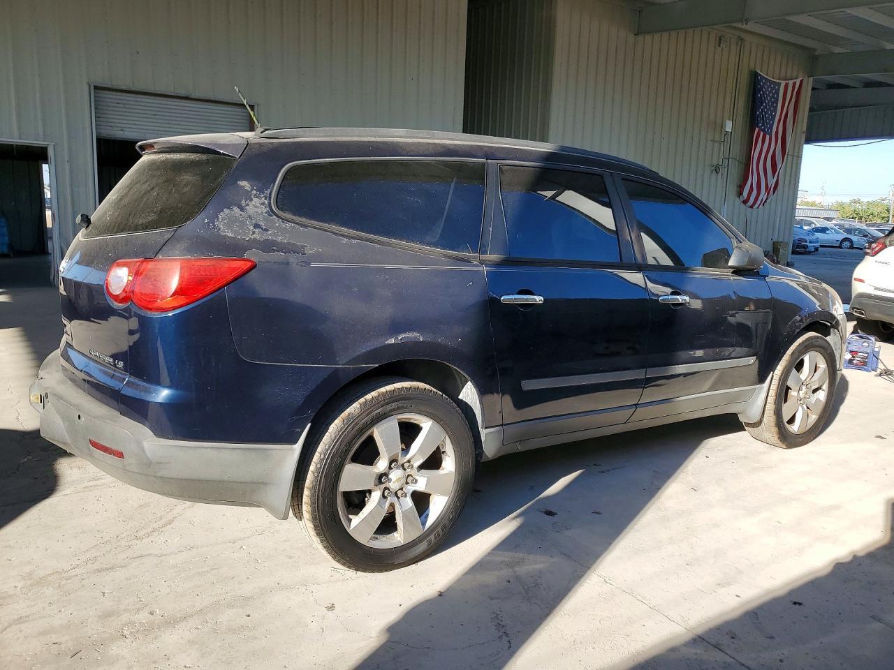 2010 CHEVROLET TRAVERSE