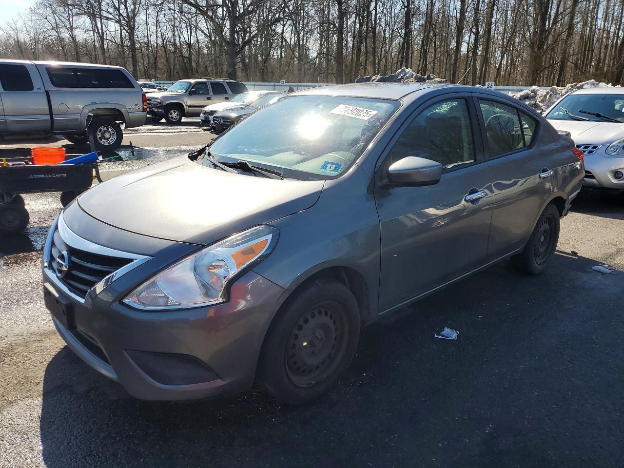 2018 NISSAN VERSA