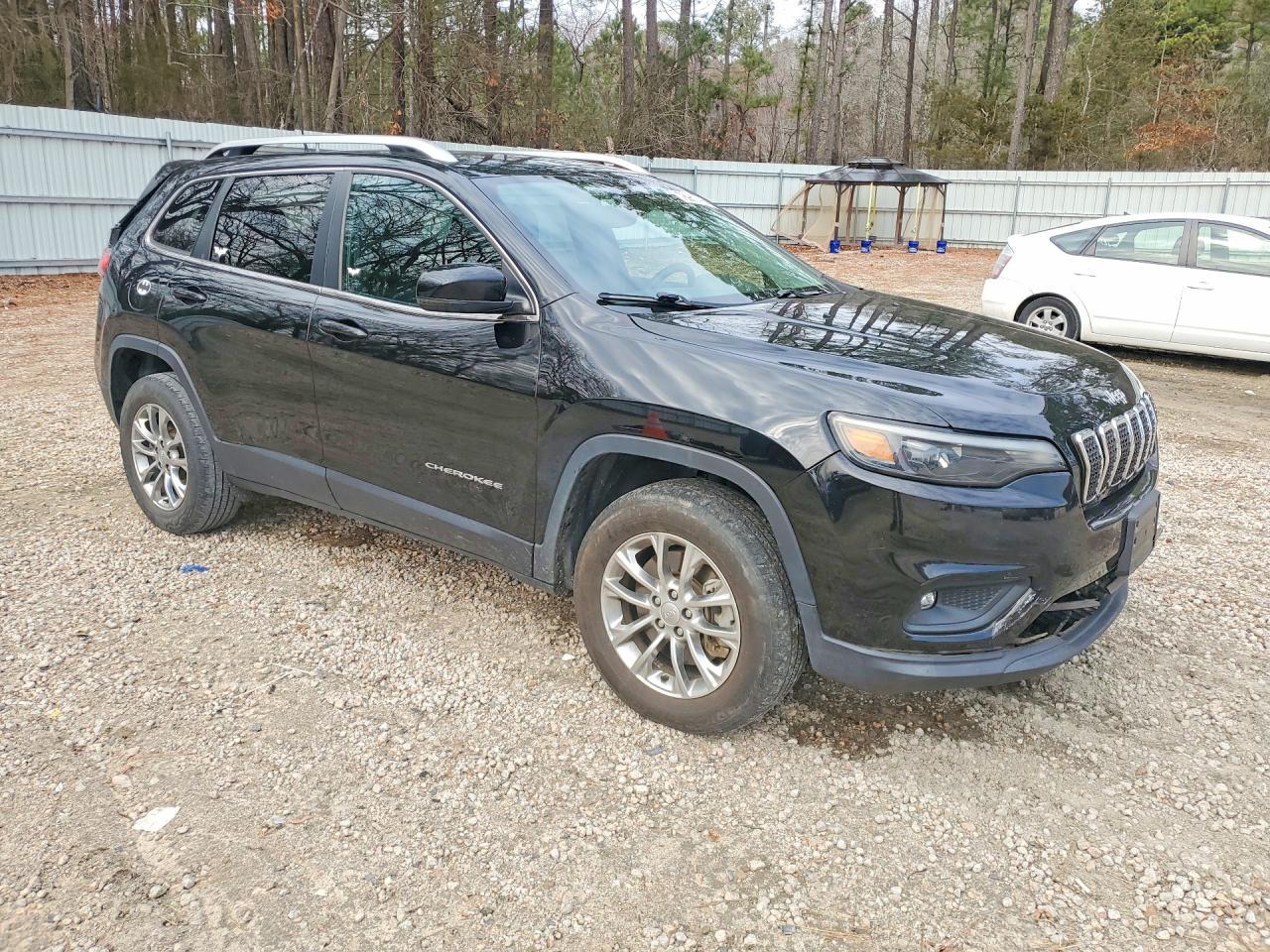 2021 JEEP CHEROKEE