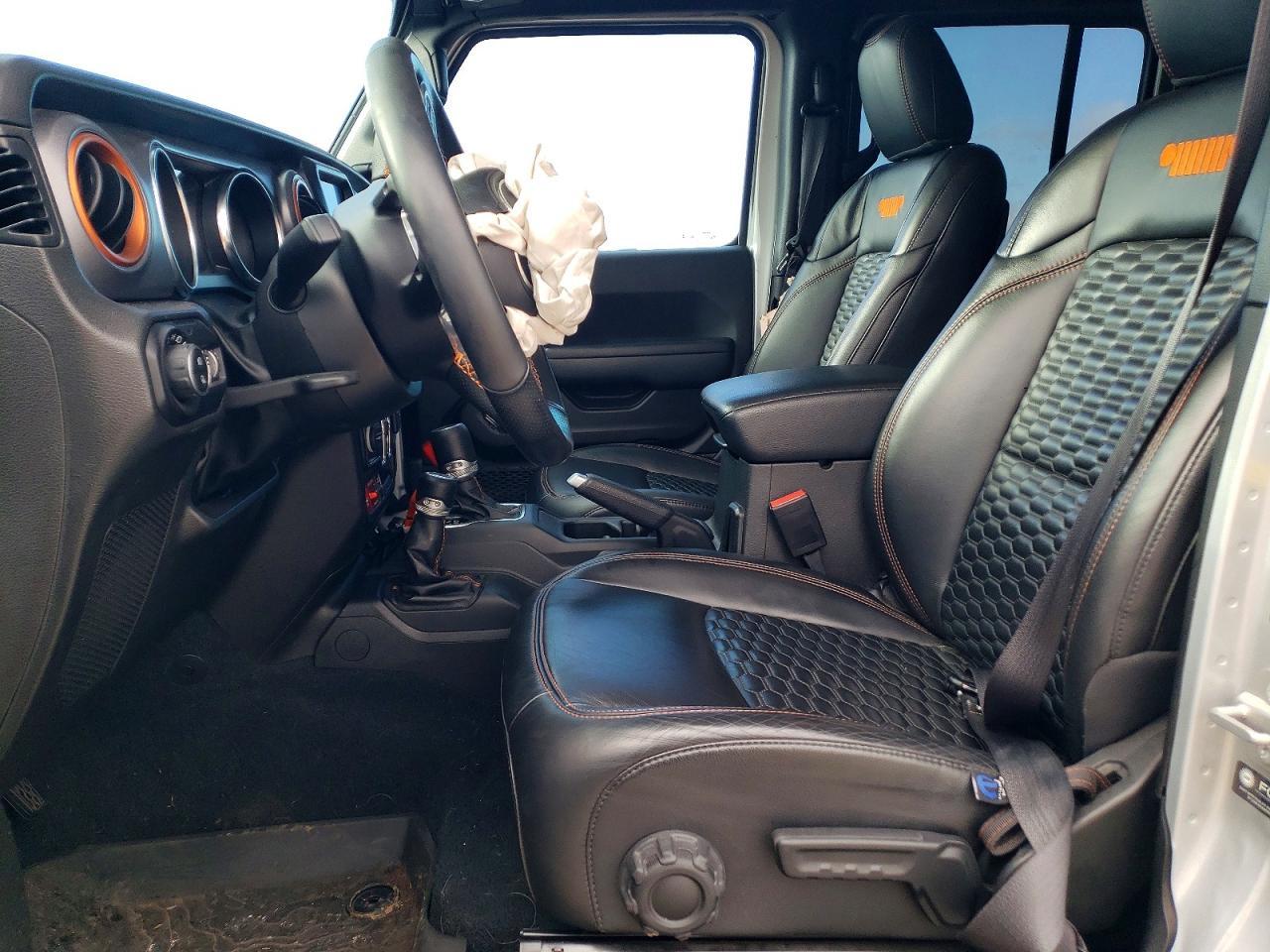 2022 JEEP Gladiator