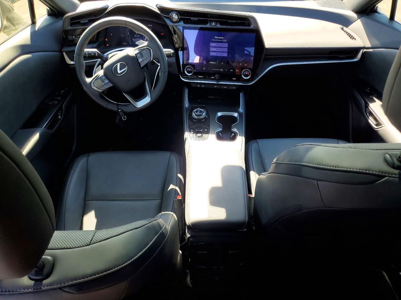 2024 LEXUS Rz 300e