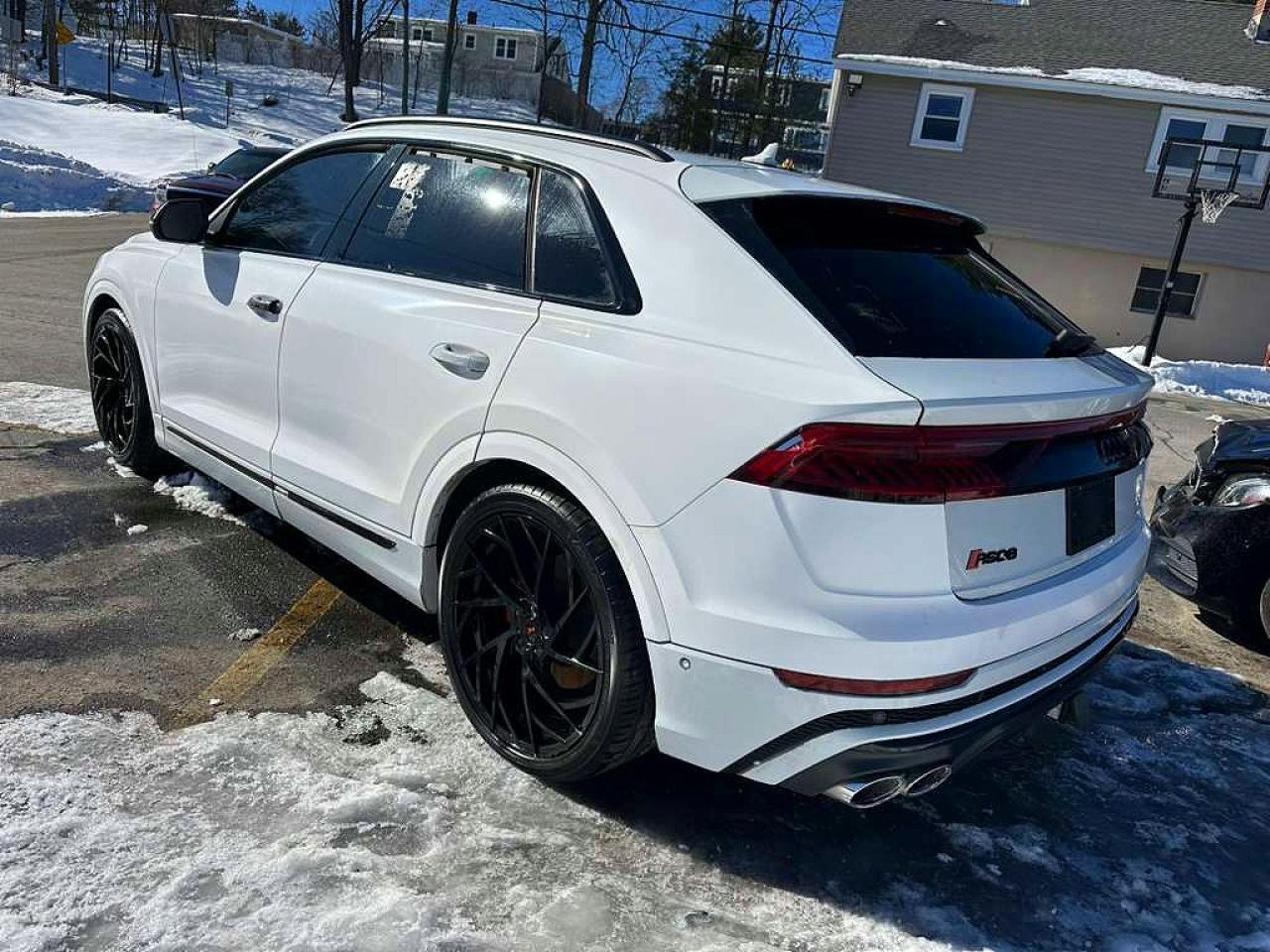 2021 AUDI SQ8
