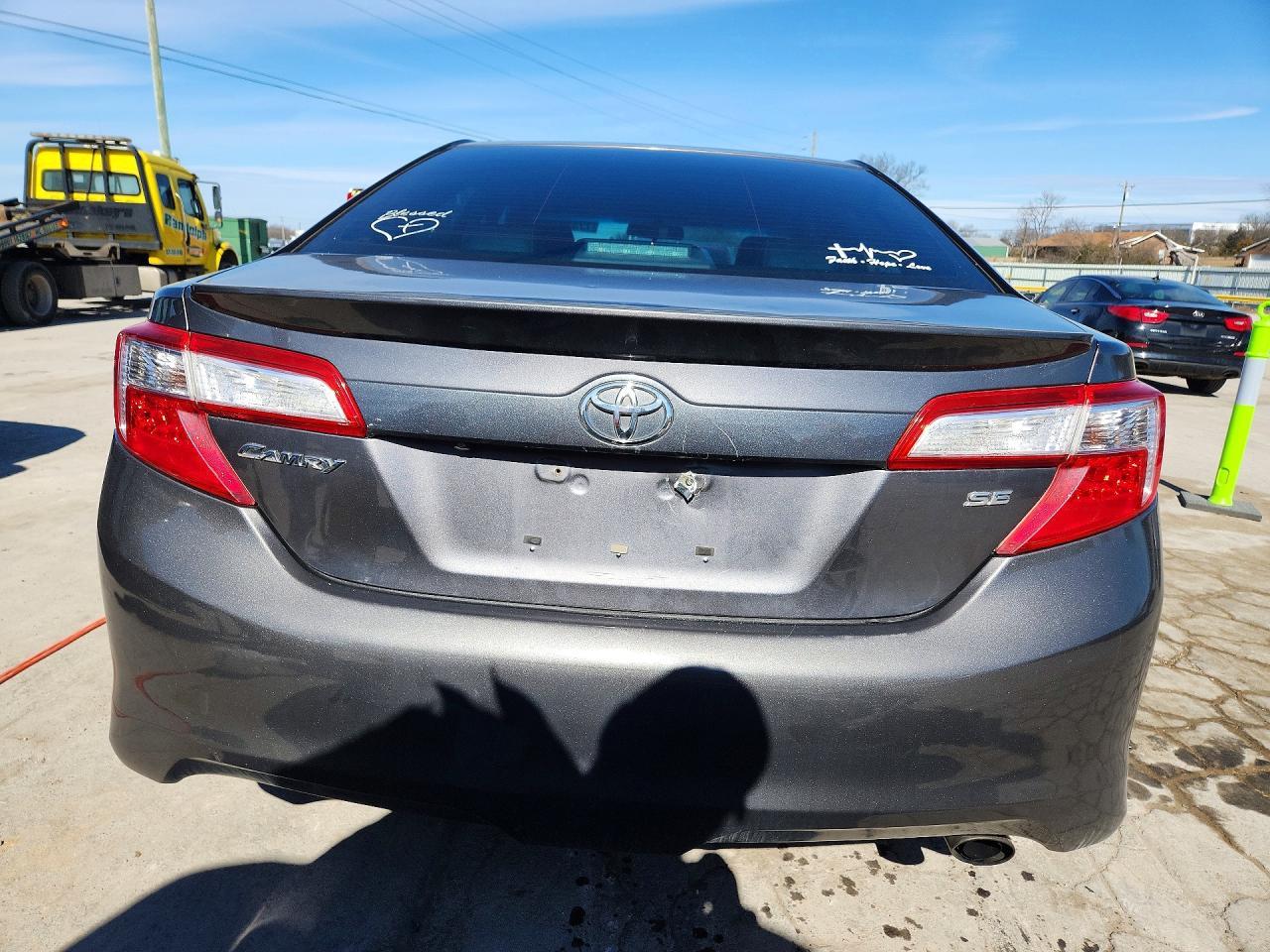 2014 TOYOTA CAMRY