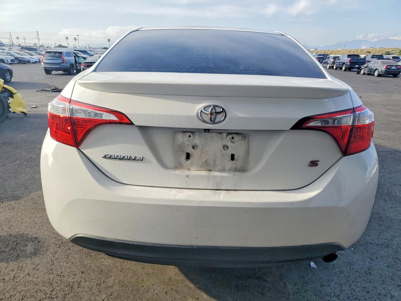 2016 TOYOTA COROLLA