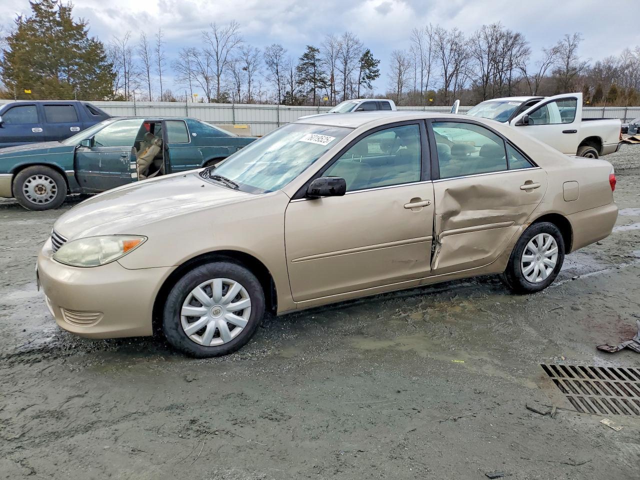 2005 TOYOTA CAMRY
