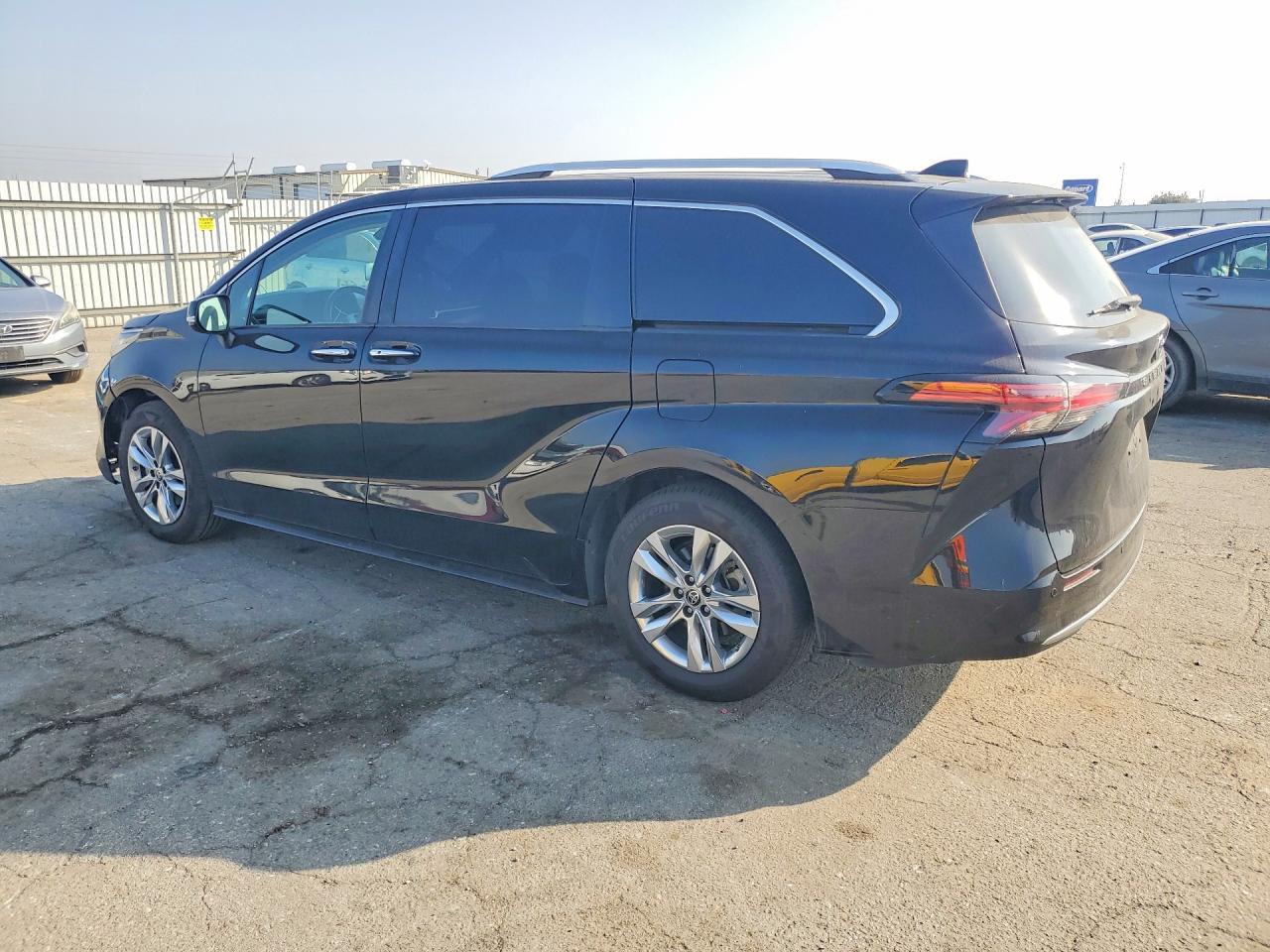 2022 TOYOTA SIENNA