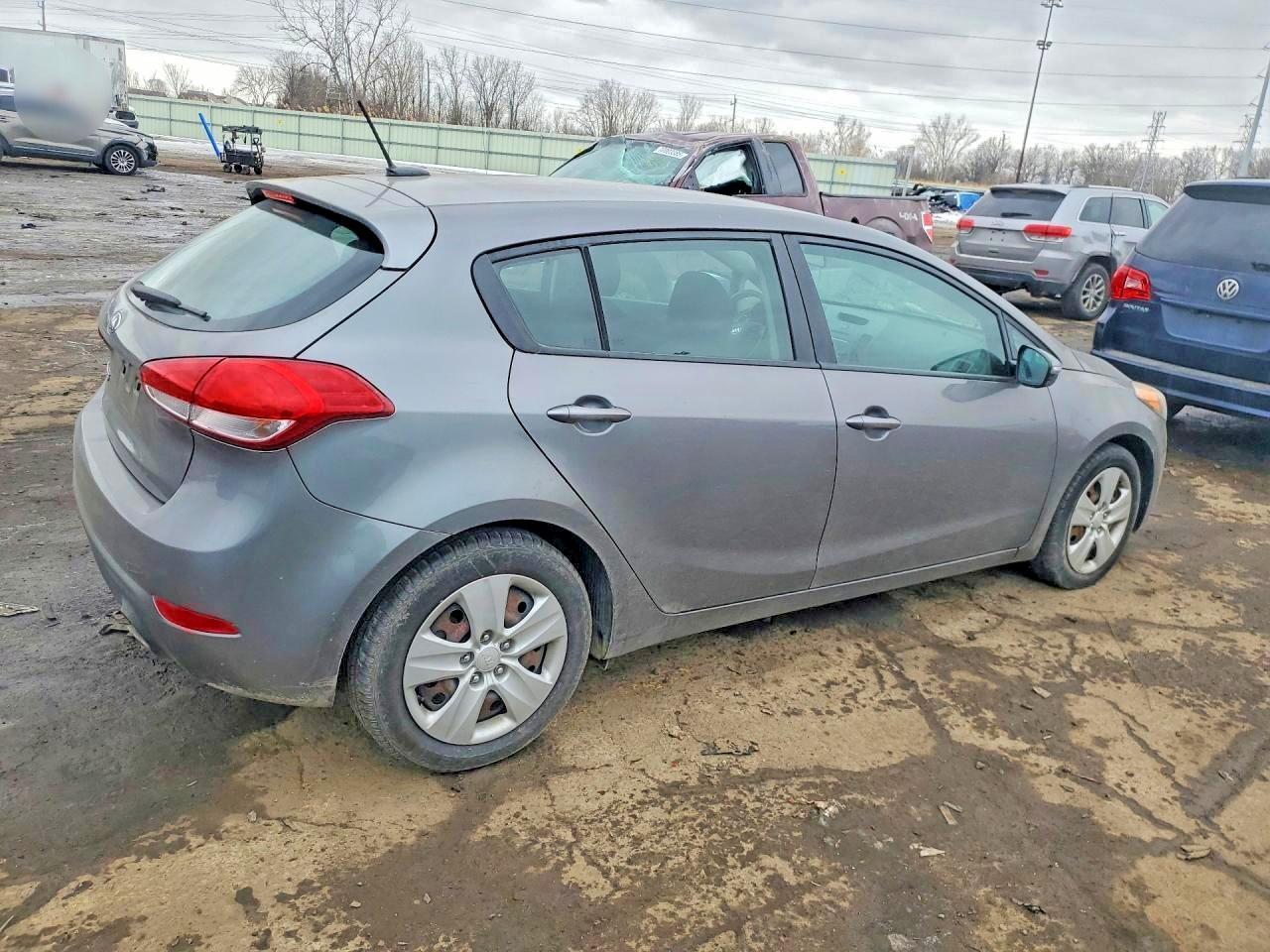 2016 KIA FORTE