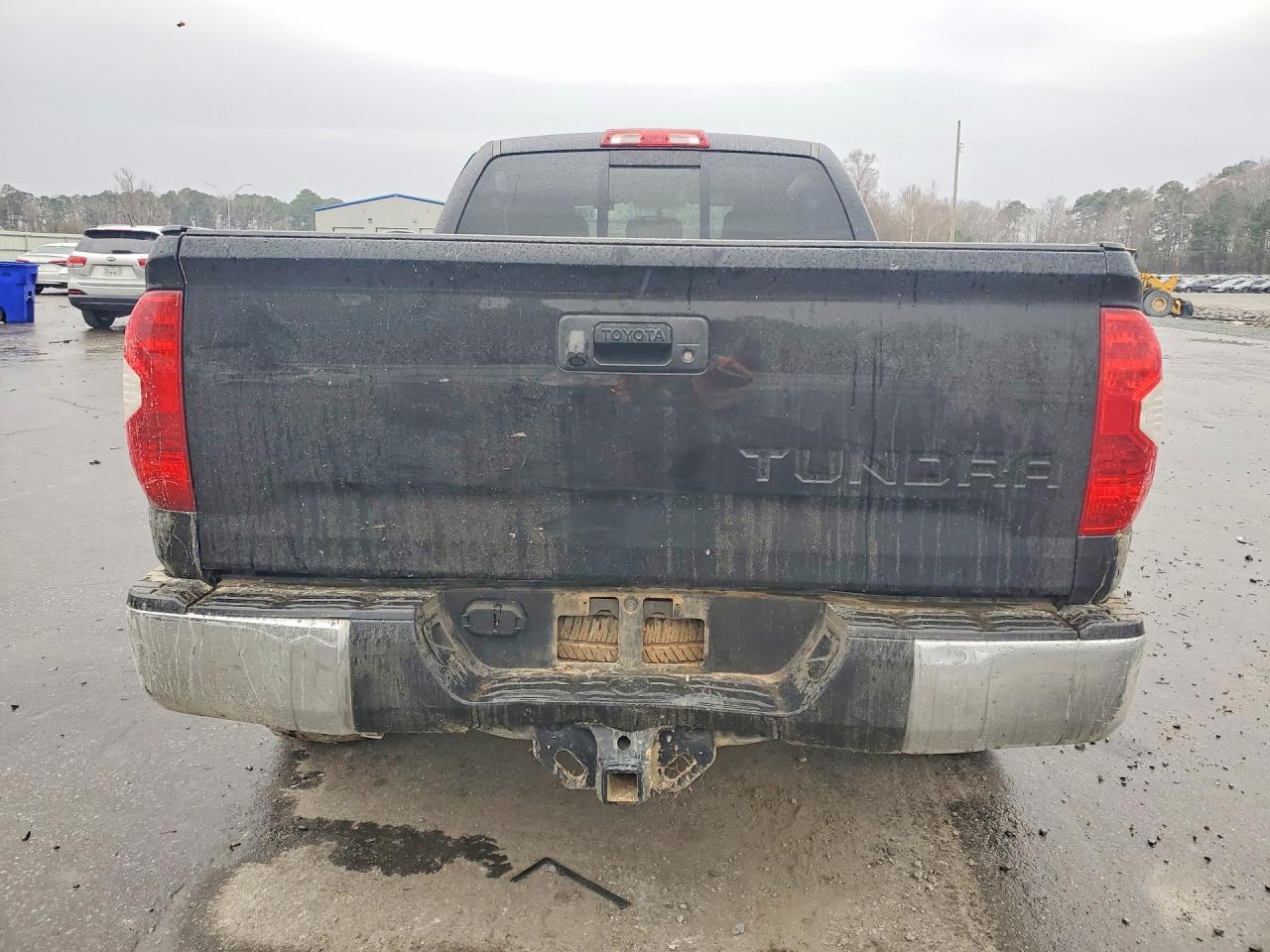 2016 TOYOTA TUNDRA