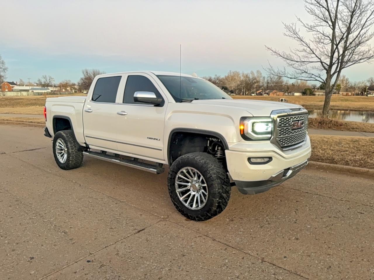 2017 GMC Sierra