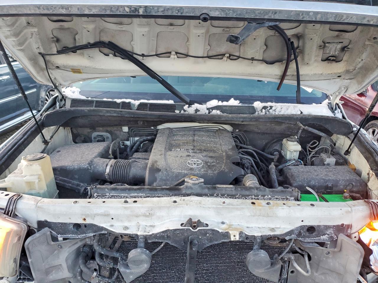2012 TOYOTA TUNDRA