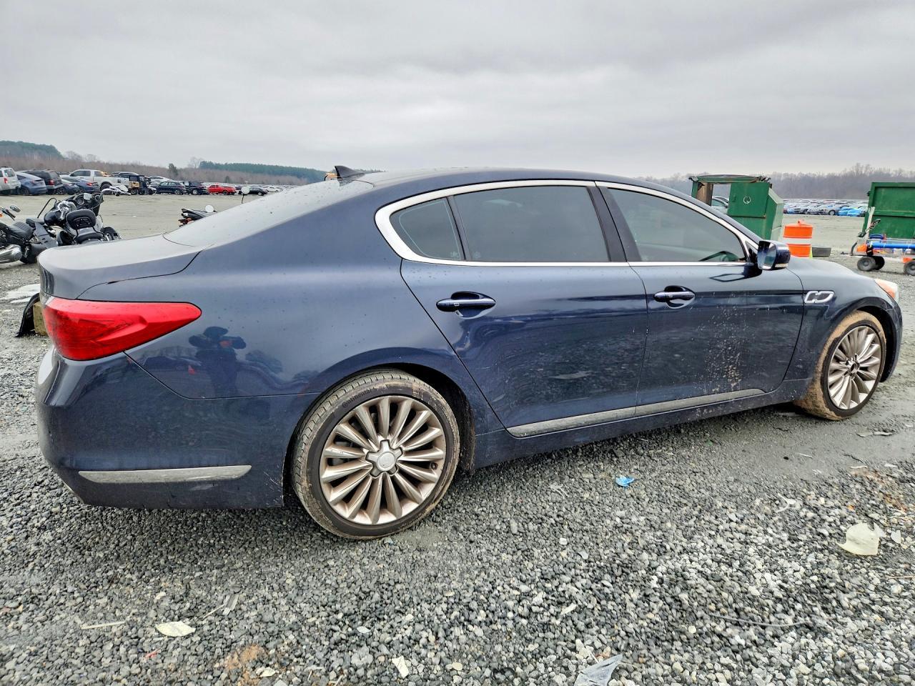 2015 KIA K900