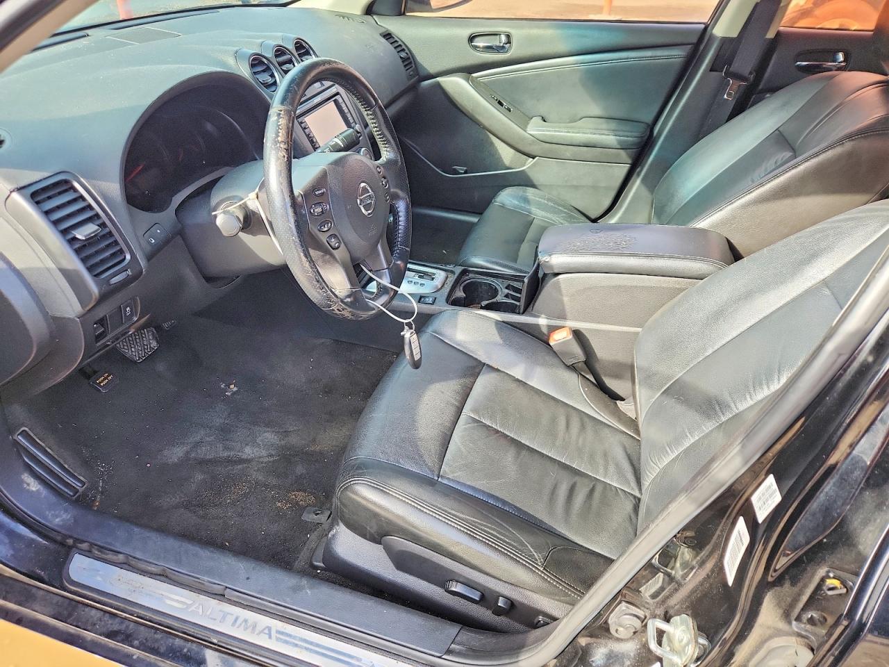 2011 NISSAN ALTIMA