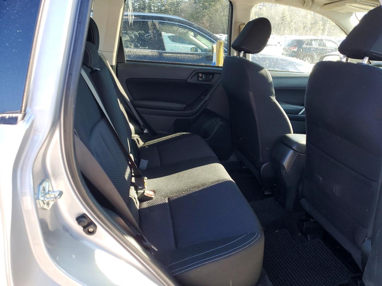 2017 SUBARU FORESTER