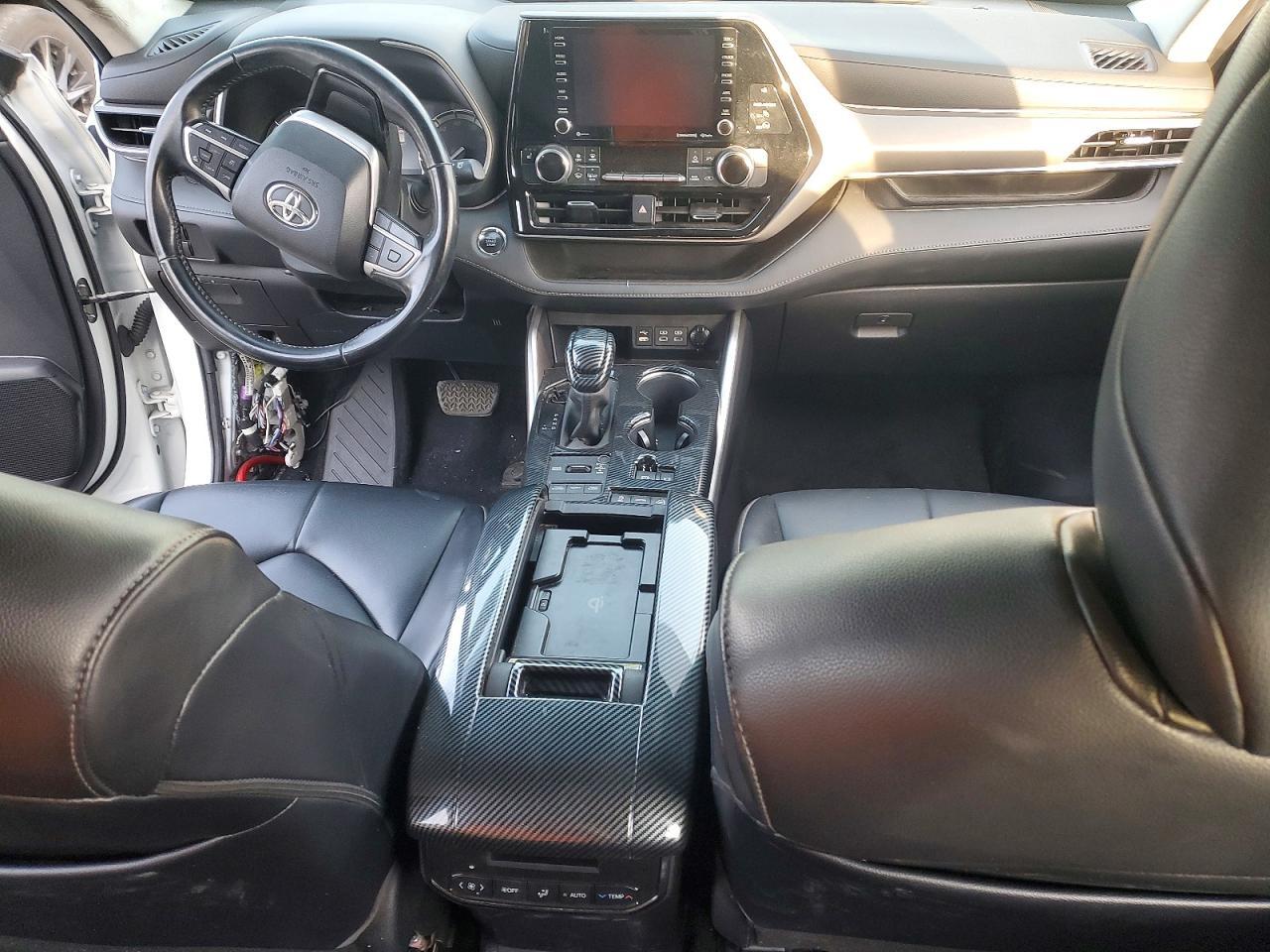 2022 TOYOTA HIGHLANDER