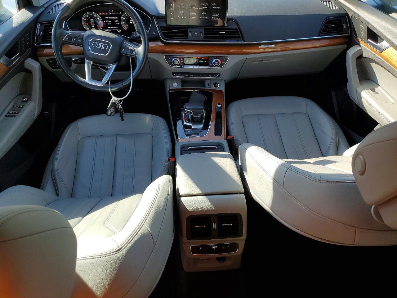 2021 AUDI Q5