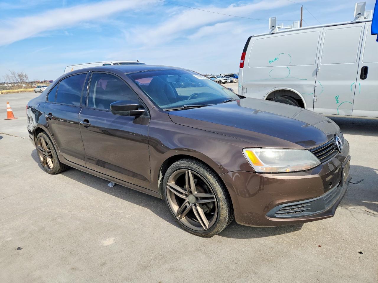 2011 VOLKSWAGEN JETTA