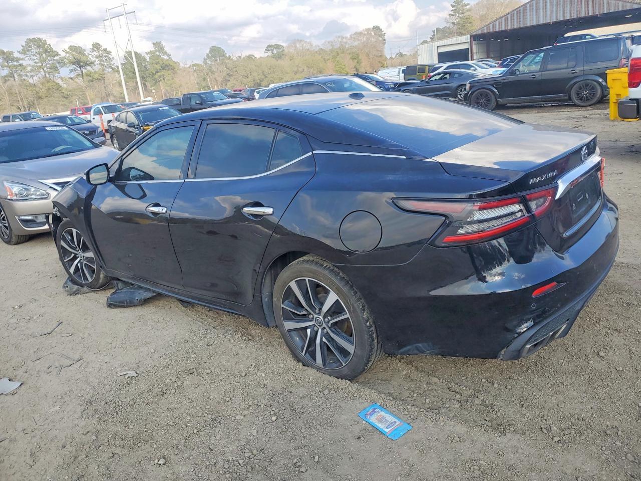 2021 NISSAN Maxima