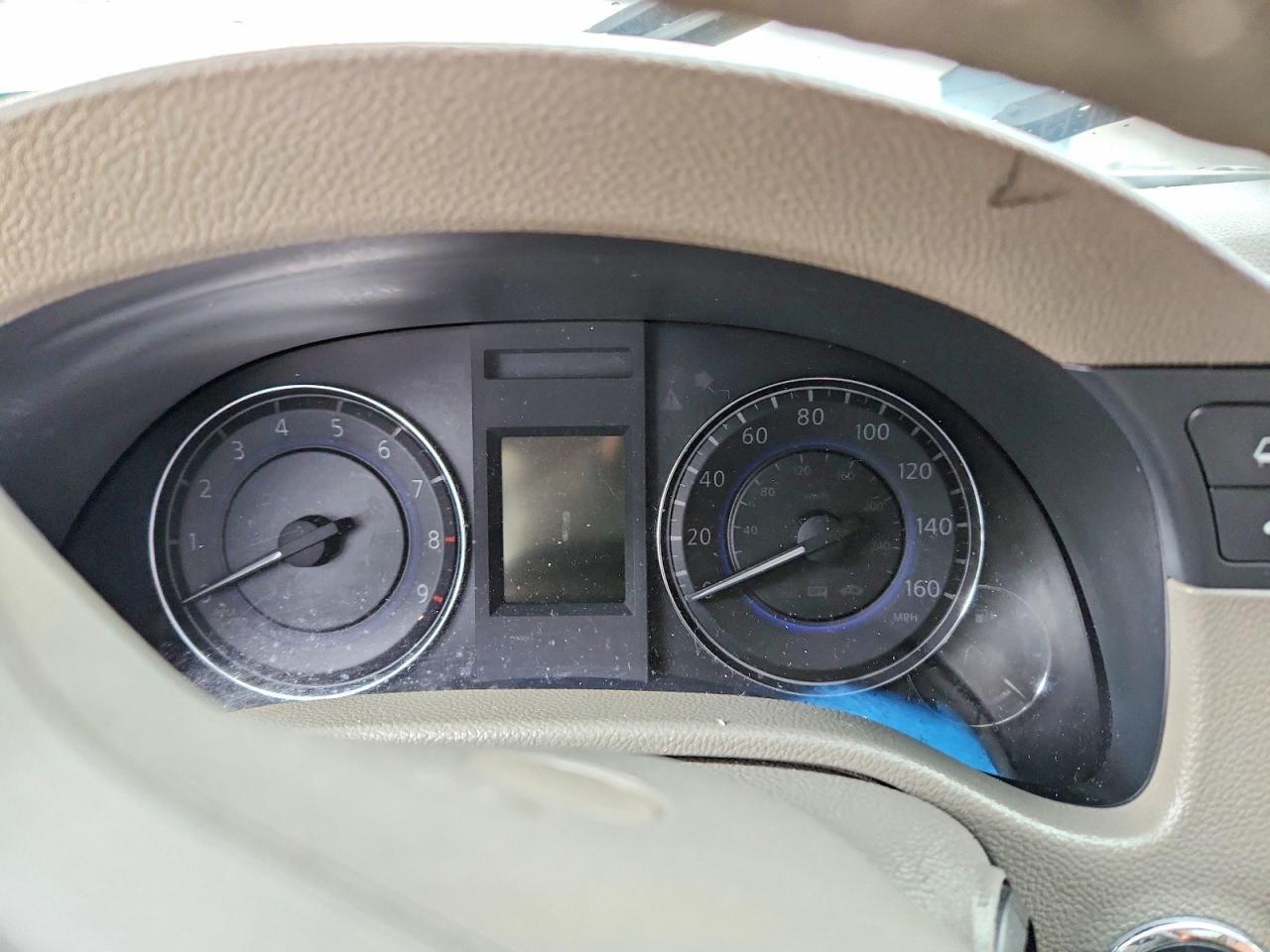 2011 INFINITI G37