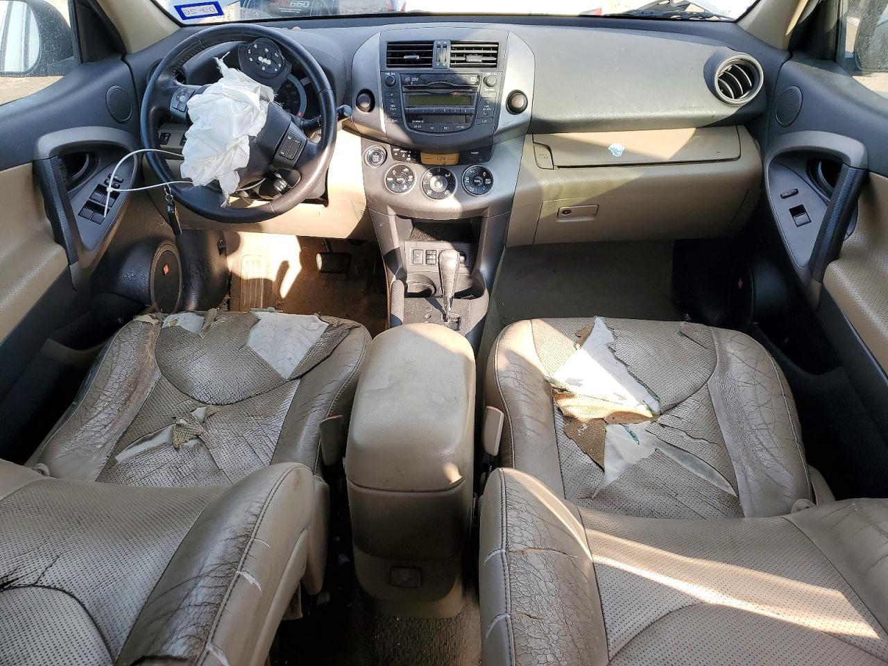 2011 TOYOTA RAV4