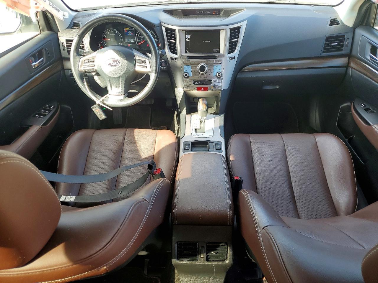 2013 SUBARU Outback