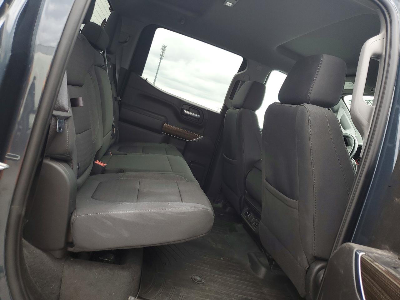 2021 CHEVROLET Silverado