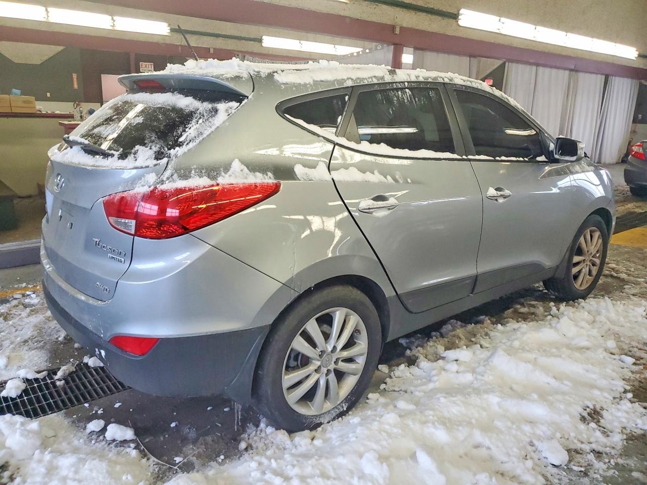2012 HYUNDAI TUCSON