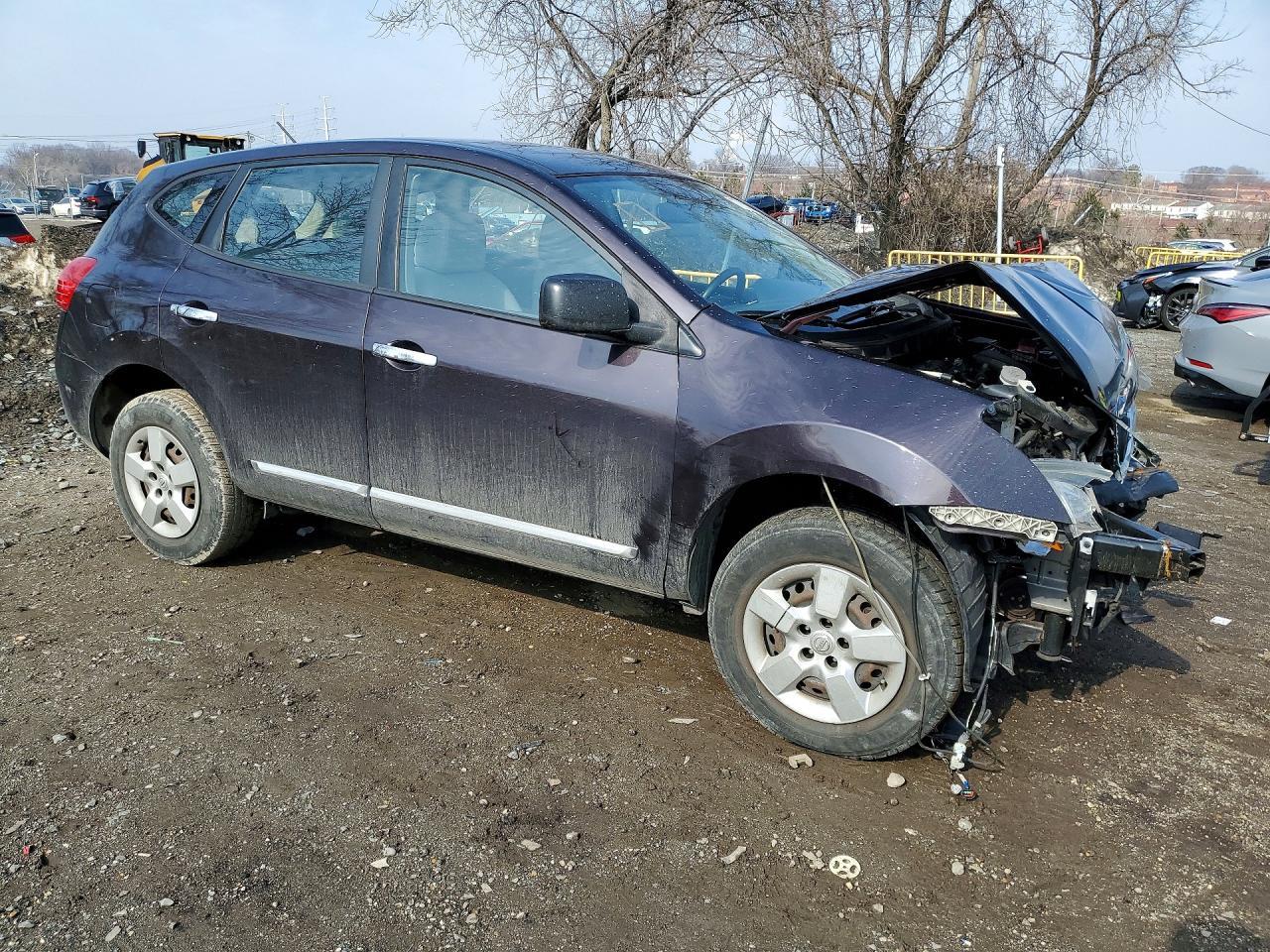 2014 NISSAN ROGUE