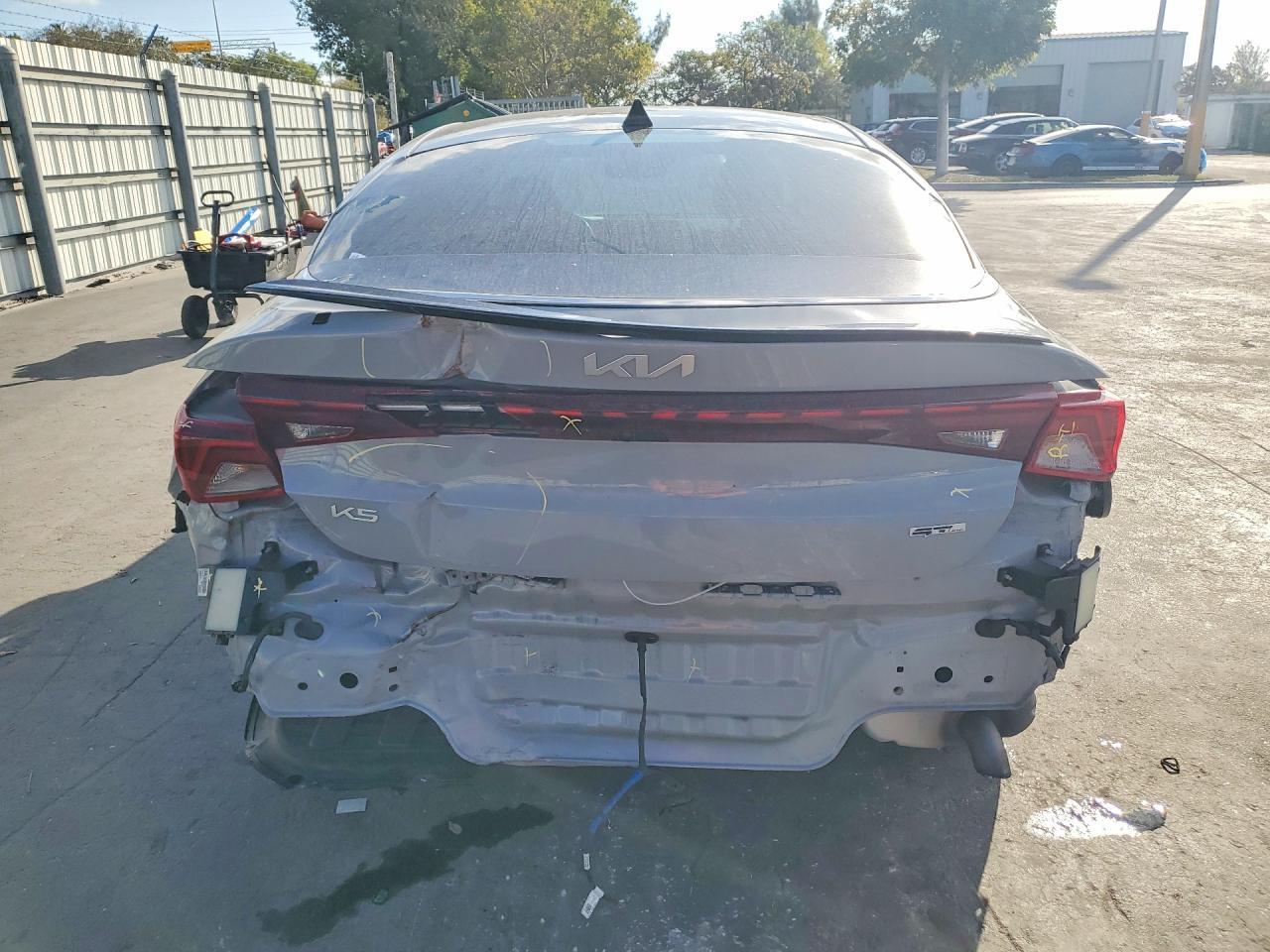 2023 KIA K5