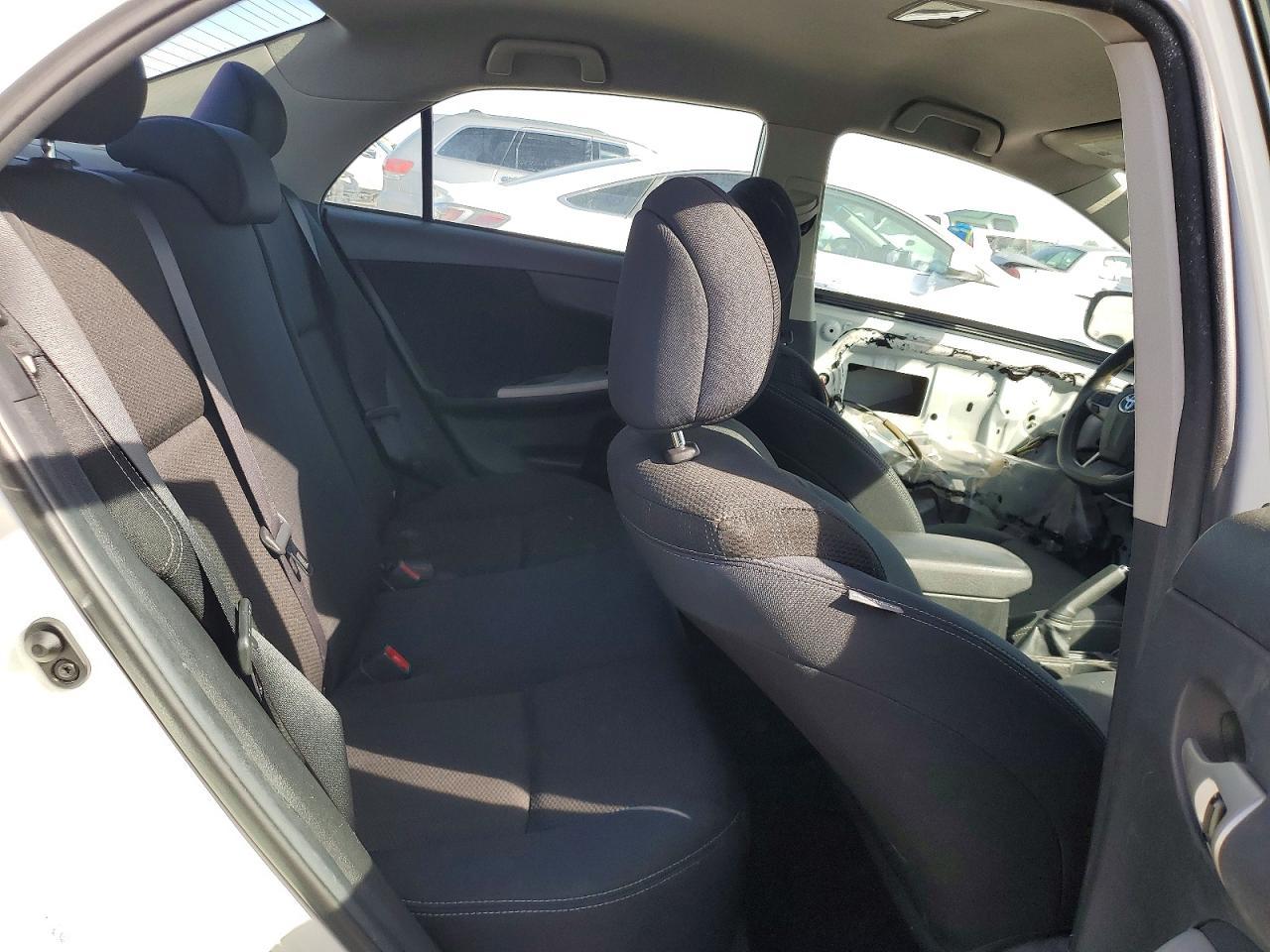 2012 TOYOTA COROLLA